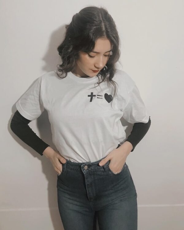 Camiseta Cruz igual amor - Image 9