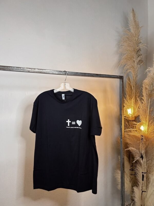 Camiseta Cruz igual amor - Your love never fails - Image 10