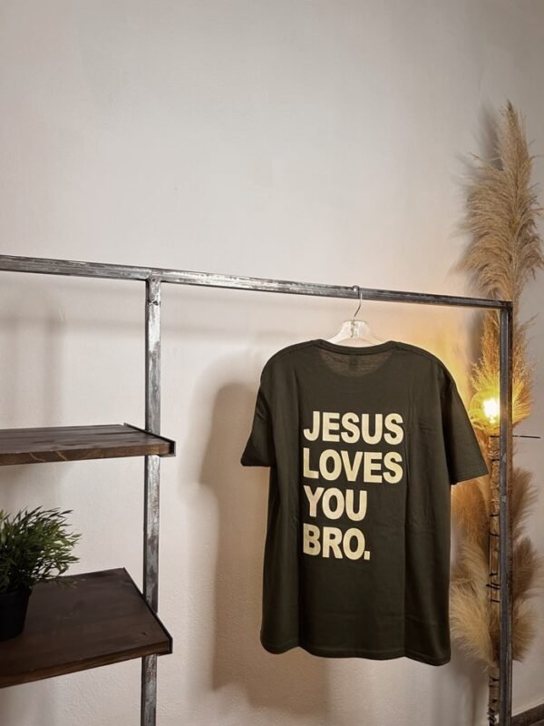 Camiseta JESUS LOVES YOU BRO. - Image 7