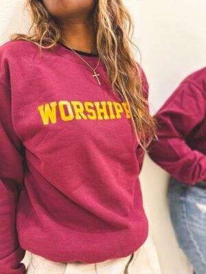 Sudadera Worshipper Adorador para llevar tu fe a otro nivel hecha con materiales de calidad, una sudadera que expresa tus convicciones y fe.